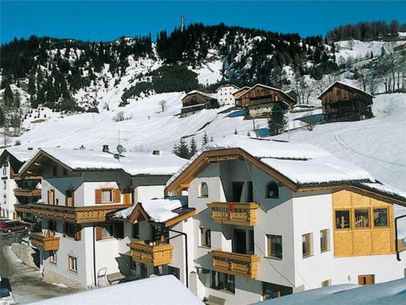 Pensione Valbona Corvara Buitenkant foto